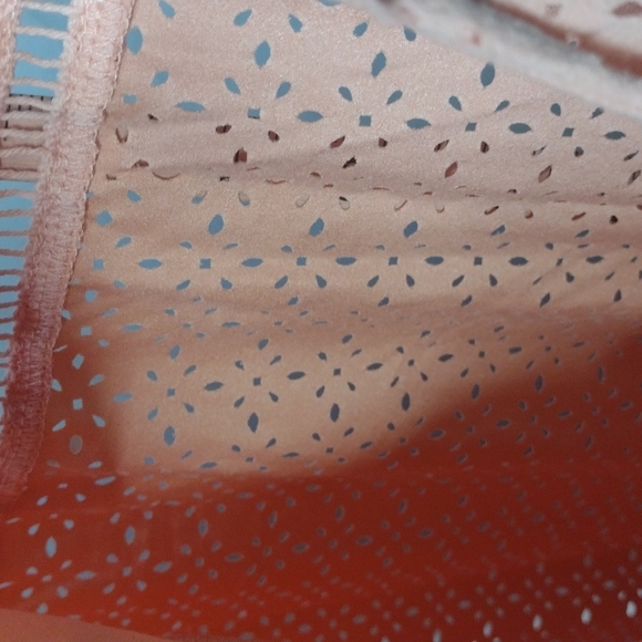 Light pink tank - Picture 6 of 6